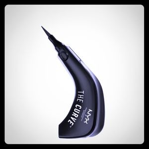 NYX - Eyeliner The Curve - New In Box